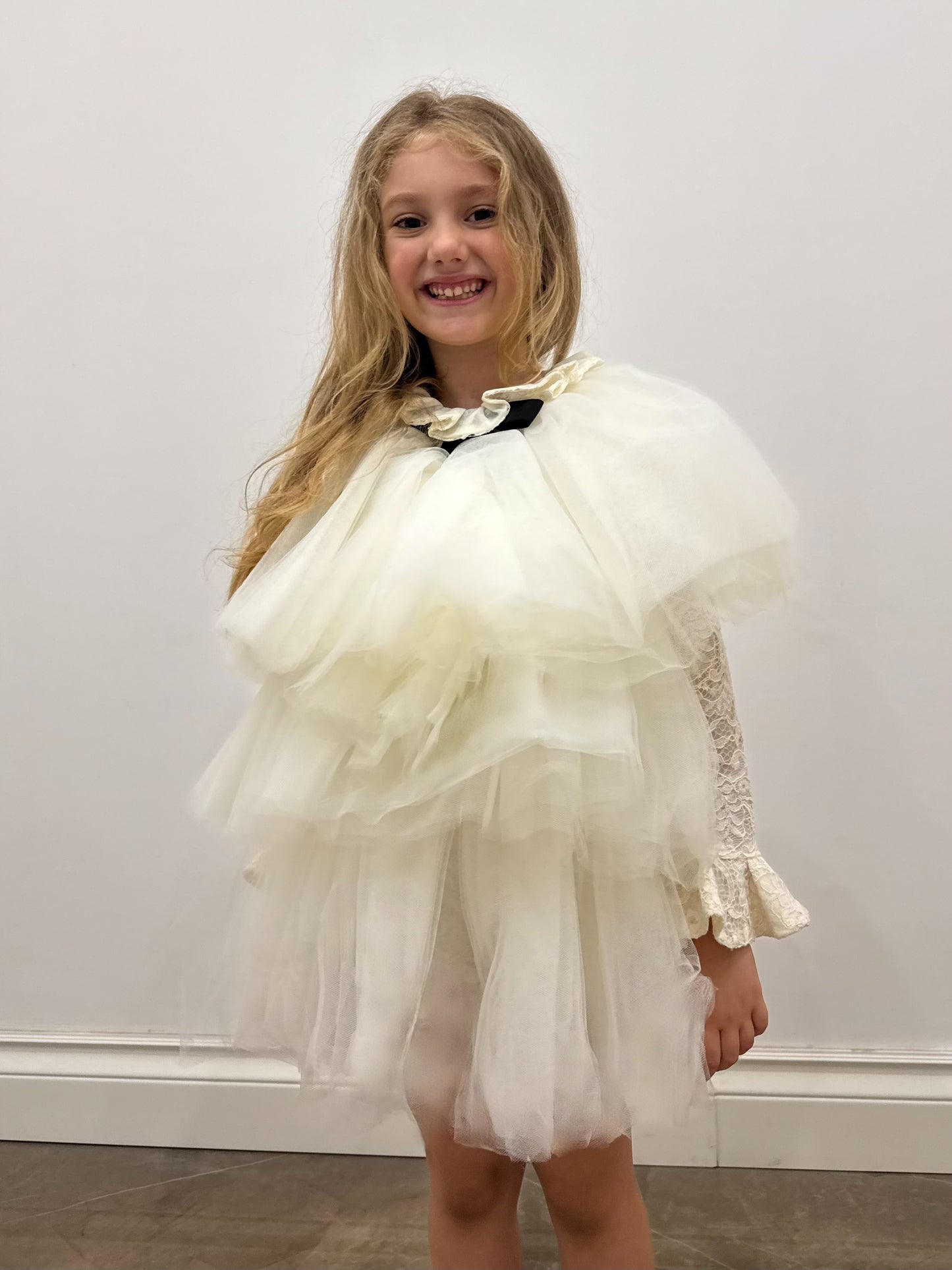BABY TULLE CAPE