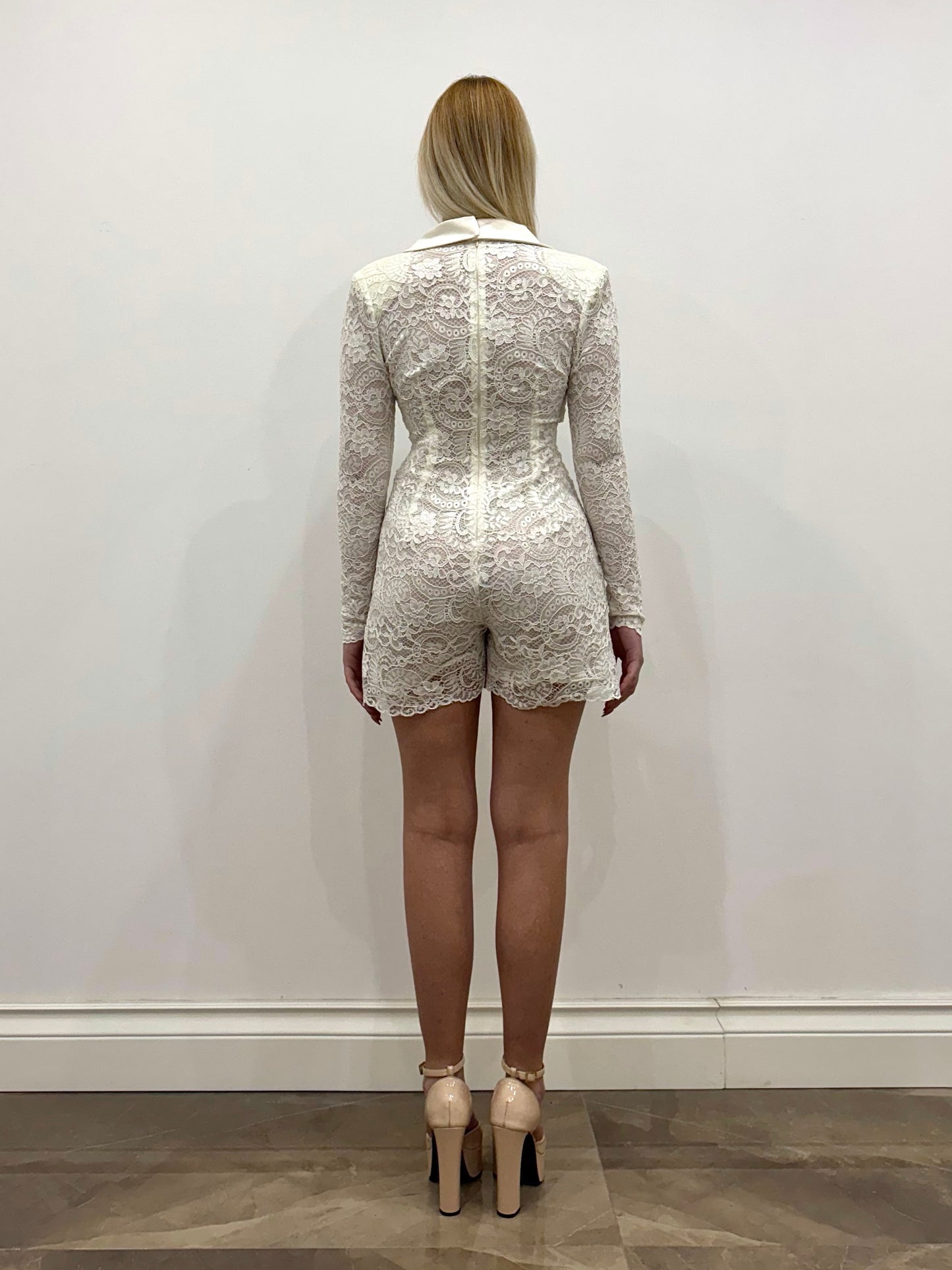 WHITE LACE JUMPSUITE