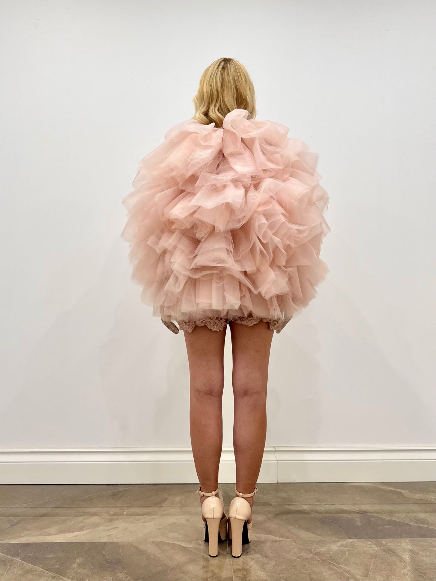 TULLE PINK CAPE