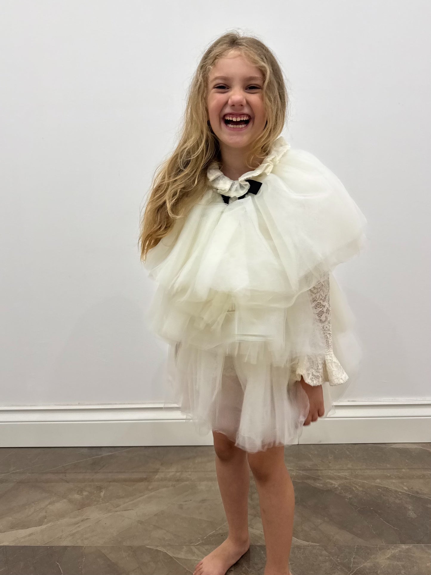 BABY TULLE CAPE