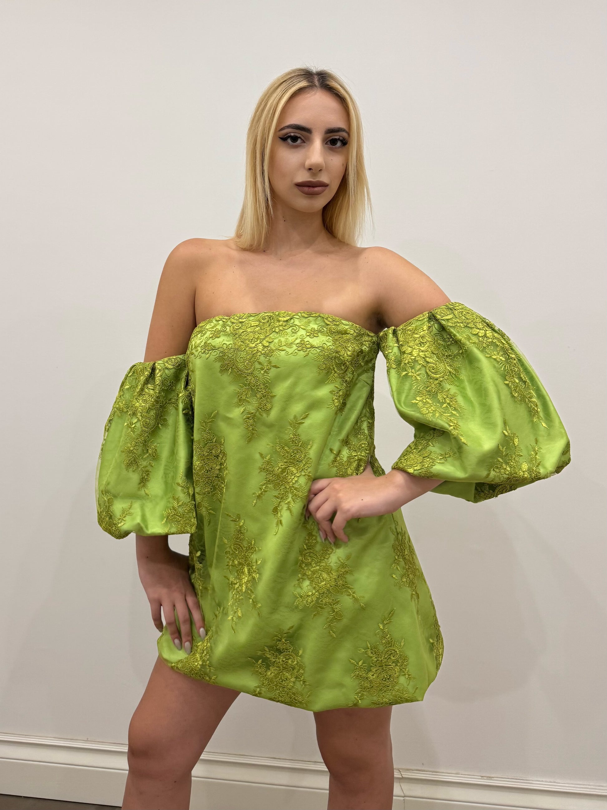 GREEN LACE DRESS Beatrice Palma GREEN LACE DRESS Beatrice Palma