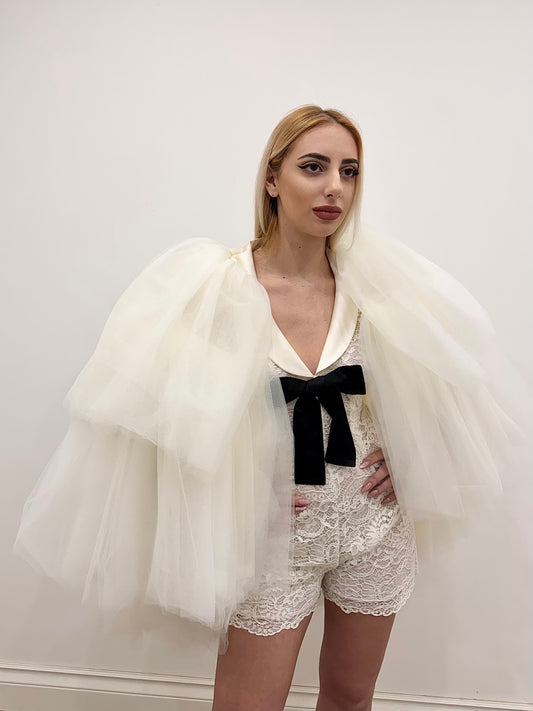 WHITE TULLE CAPE
