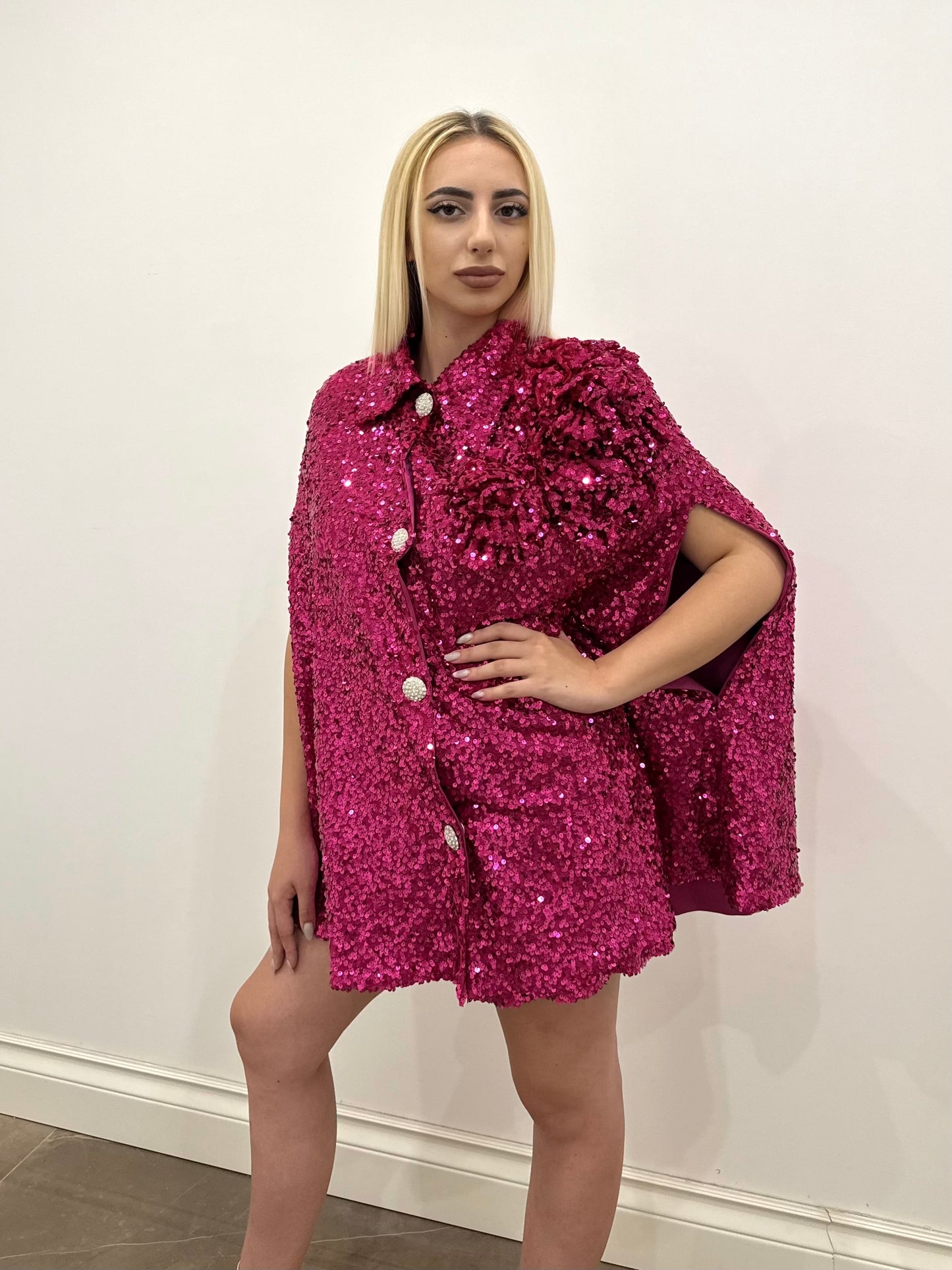 PAILLETTES CAPE